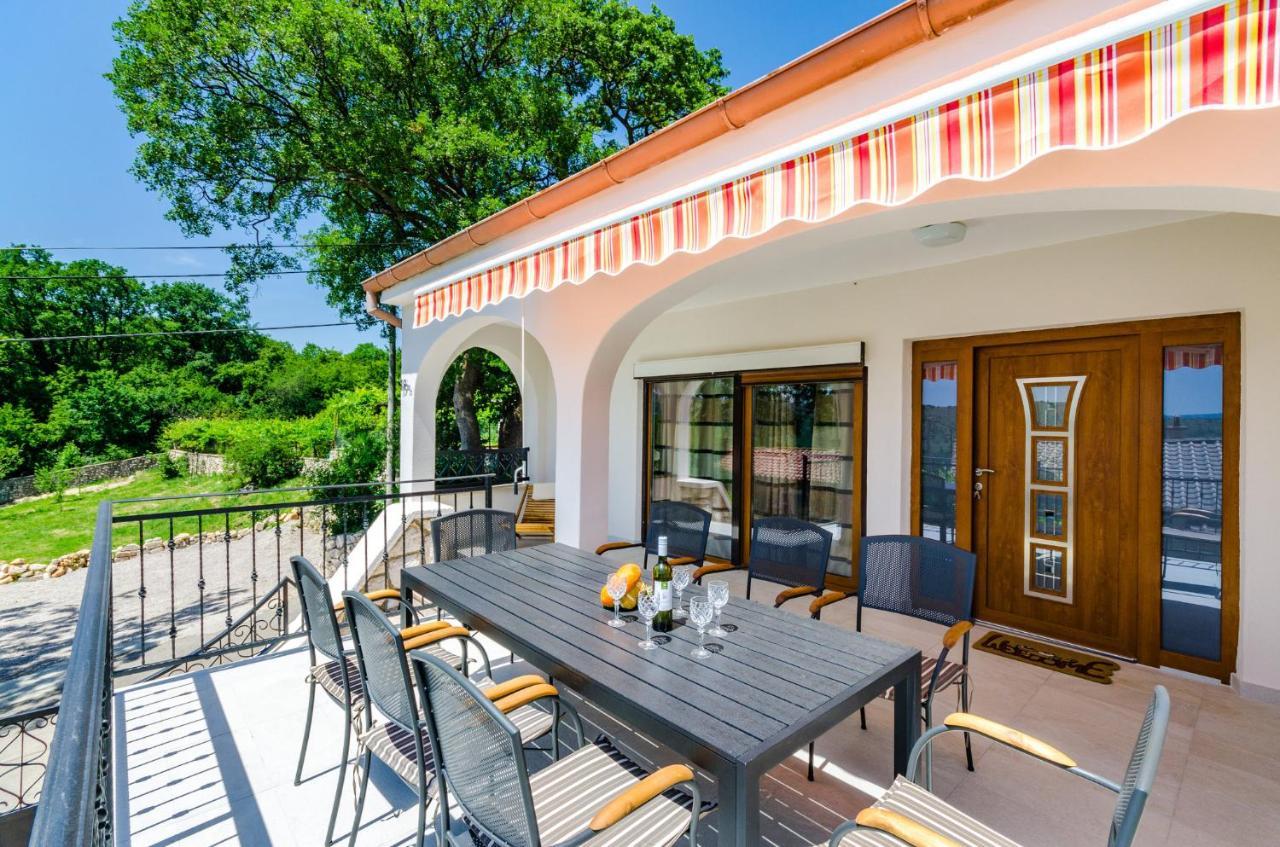 Villa Valentina บริบีร์ ภายนอก รูปภาพ